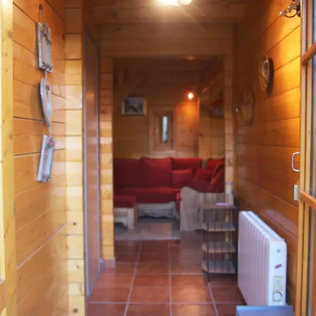 Chalet Barcelonnette, 5 Pieces, 10 Personnes - Fr-1-165a-107 Chalet